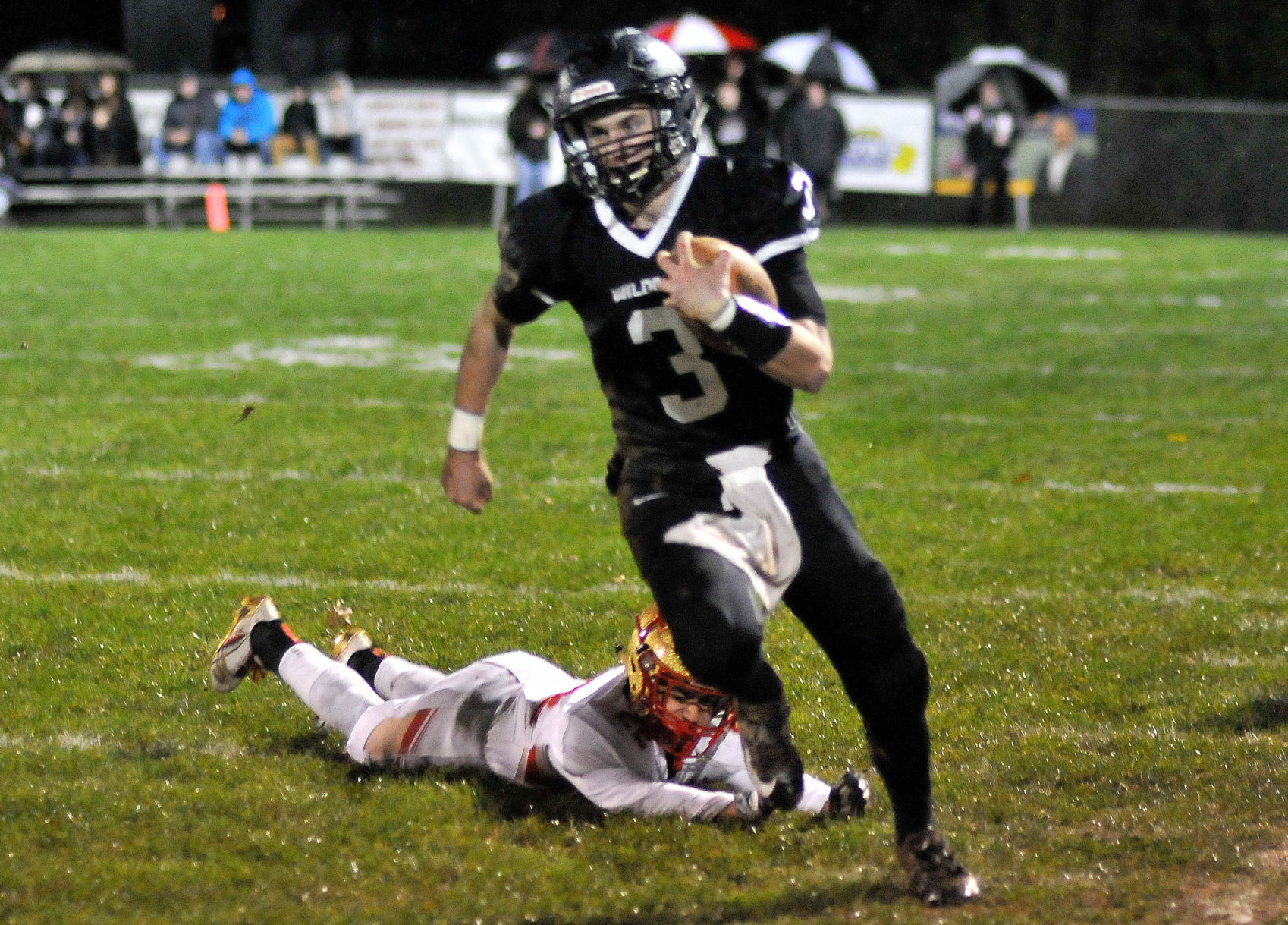 Gazette Photo Gallery: Homer-Center 21, Bishop McCort 0 7460